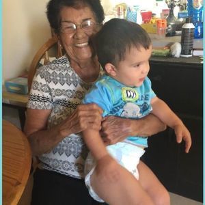 Meet your Posher, Flora